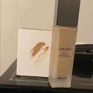 Doucce Caché Crème Satin Foundation - Creamy Tan